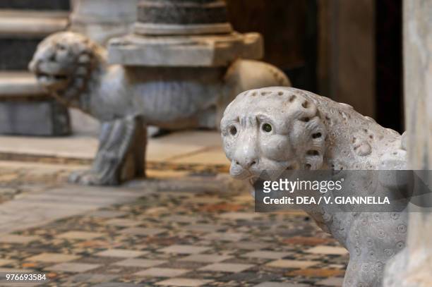 Column-bearing leopard supporting a column of the ambo, cathedral of Sessa Aurunca, Campania, Italy, 13th century.