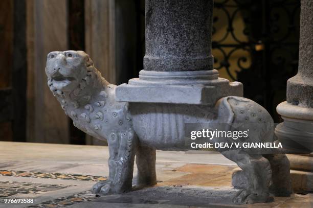 Column-bearing leopard supporting a column of the ambo, cathedral of Sessa Aurunca, Campania, Italy, 13th century.