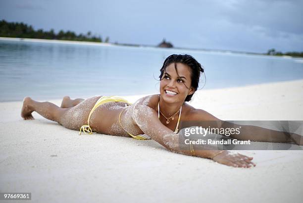 Swimsuit Issue 2010: Model Christine Teigen poses for the 2010 Sports Illustrated swimsuit issue on August 5, 2009 in the Maldives. Set Number:...