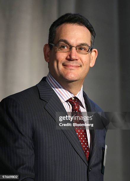 David Simone Record Exec 923 Simon Property Group Stock Photos, High-Res Pictures, and Images ...