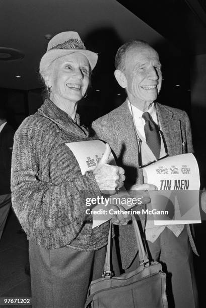 Jessica Tandy and Hume Cronyn pose for a photo at a party for the premiere of the film "Tin Men" on December 18, 1987 in New York City, New York.