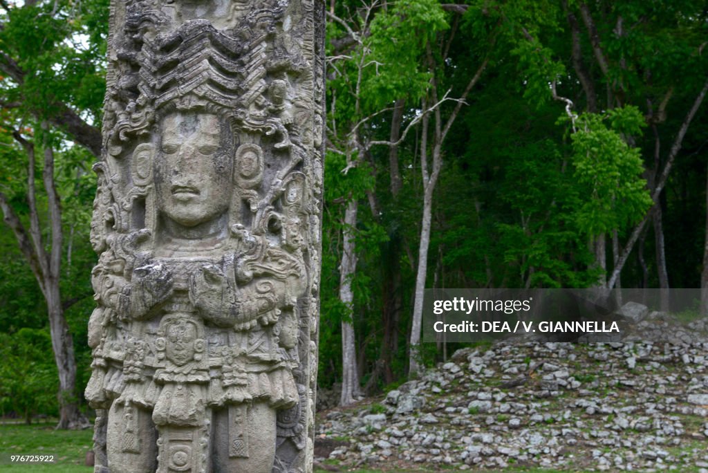 Stele A, 731 AD, Copan, Maya civilization
