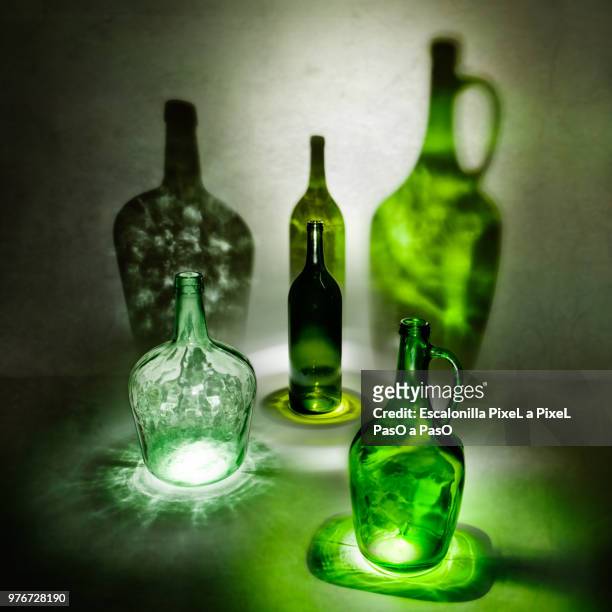 botellas & bottles - corn oil foto e immagini stock