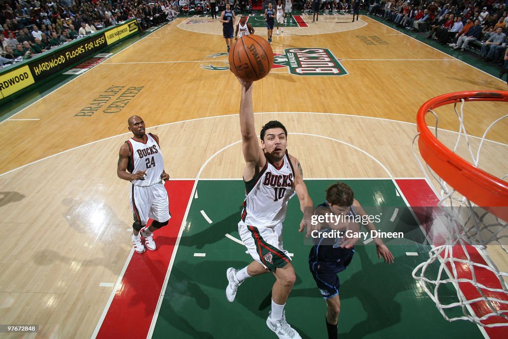 Utah Jazz v Milwaukee Bucks