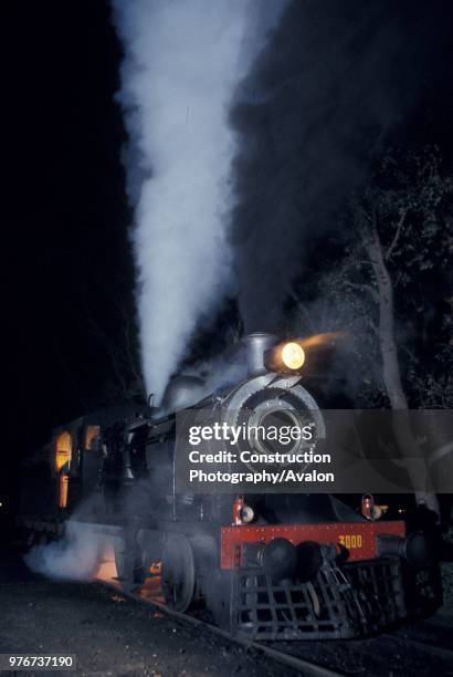 The definitive express passenger engine of late Victorian and Edwardian Britain was the inside cylinder 4-4-0. Similar engines were exported to...