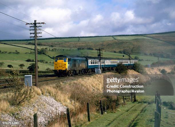 Vale Of Edale. No 31.444 heads west from Hope with the 08:38 ex Cleethorpes for Manchester Piccadilly. . , United Kingdom.