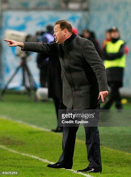 Head coach Leonid Slutsky of PFC CSKA Moscow gestures during the Russian Football League Championship match between PFC CSKA Moscow and FC Amkar Perm...