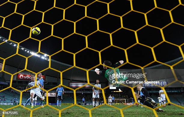 Liam Reddy of the Phoenix dives to save a goal during the A-League preliminary final match between Sydney FC and the Wellington Phoenix at the Sydney...