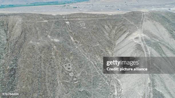 April 2018, Peru, Palpa: Aerial view of the geometrical figures and lines as well as animal and plant depictions. The newly discovered geoglyphs are...