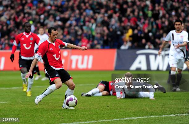 Sergio Pinto of Hannover scores his teams second goal during the Bundesliga match between Hannover 96 and Eintracht Frankfurt at AWD-Arena on March...