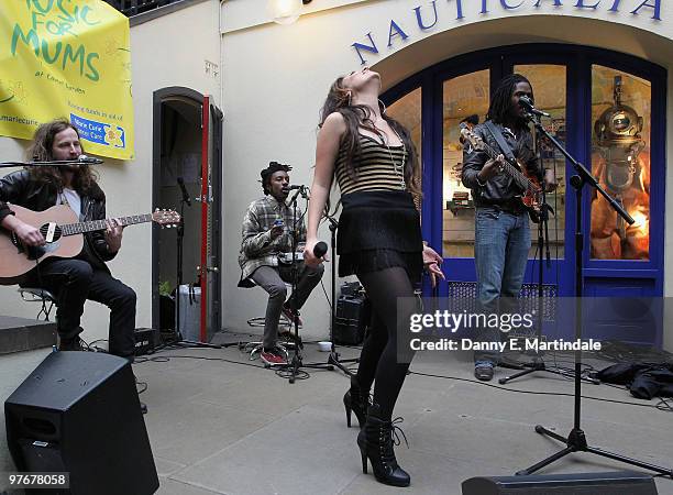 Gabriella Cilmi performs at Music for Mums, in support of Marie Curie in Covent Garden on March 13, 2010 in London, England.