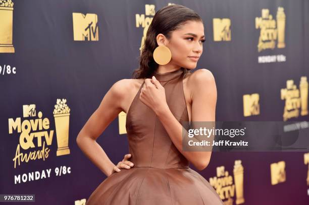 Actor Zendaya attends the 2018 MTV Movie And TV Awards at Barker Hangar on June 16, 2018 in Santa Monica, California.