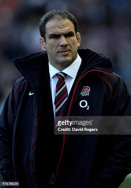 England Head Coach Martin Johnson looks on prior to the RBS Six Nations Championship match between Scotland and England at Murrayfield Stadium on...