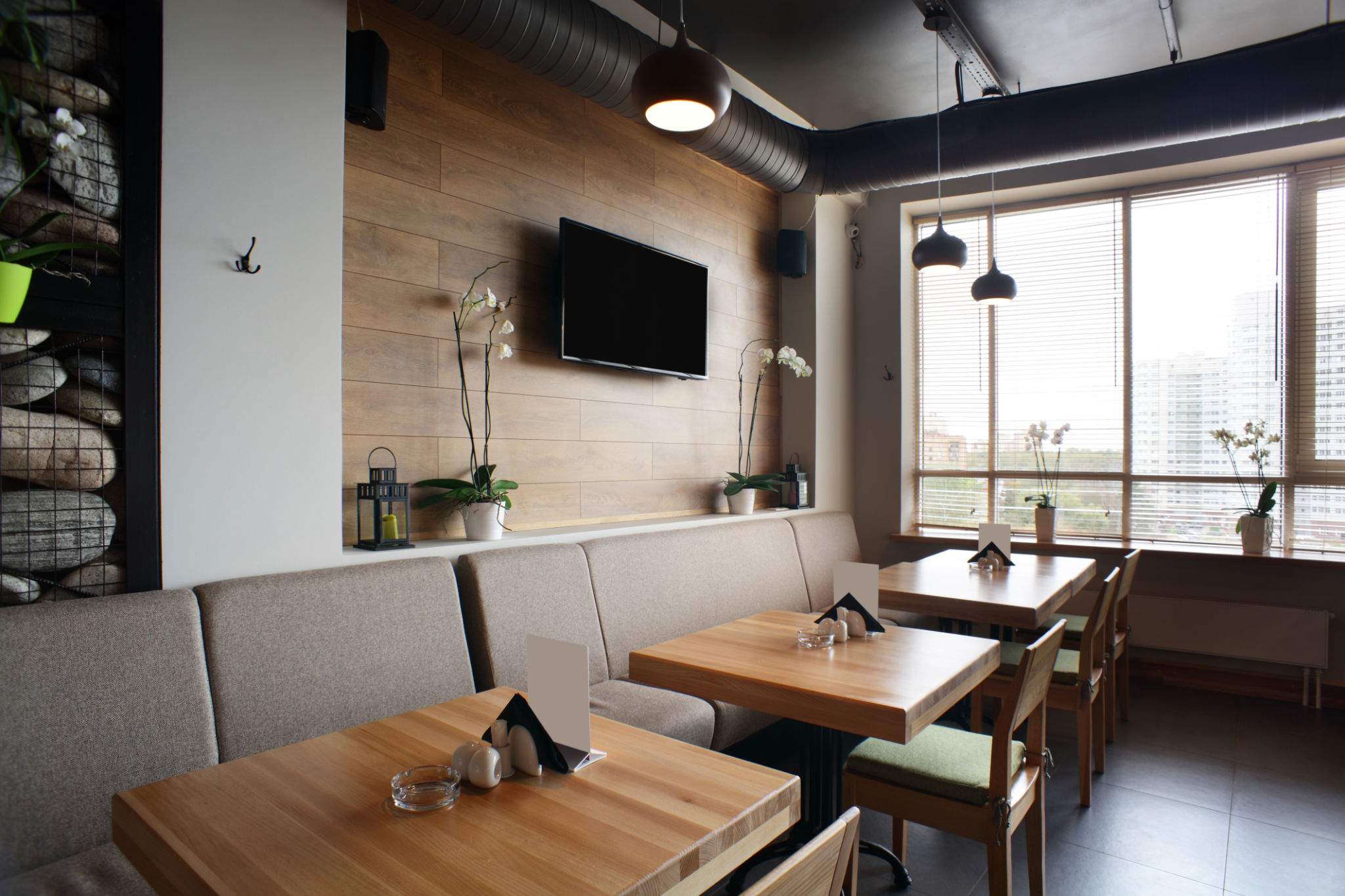 casual dining cafe