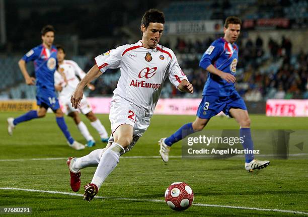 Aritz Aduriz of Mallorca in action during the La Liga match between Getafe and Mallorca at Coliseum Alfonso Perez on March 13, 2010 in Getafe, Spain....