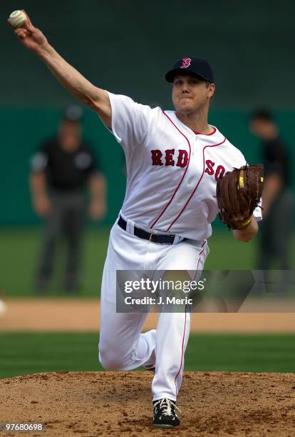 Pitcher Jonathan Papelbon of the Boston Red Sox pitches against the Pittsburgh Pirates during a Grapefruit League Spring Training Game at City of...