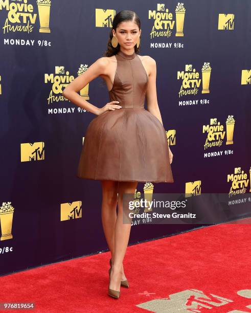 Zendaya arrives at the 2018 MTV Movie And TV Awards at Barker Hangar on June 16, 2018 in Santa Monica, California.