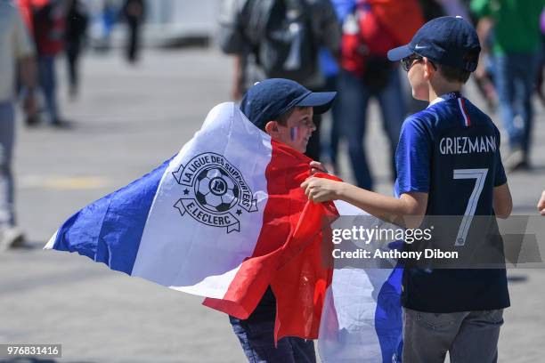 Young fans of France during the 2018 FIFA World Cup Russia group C match between France and Australia at Kazan Arena on June 16, 2018 in Kazan,...