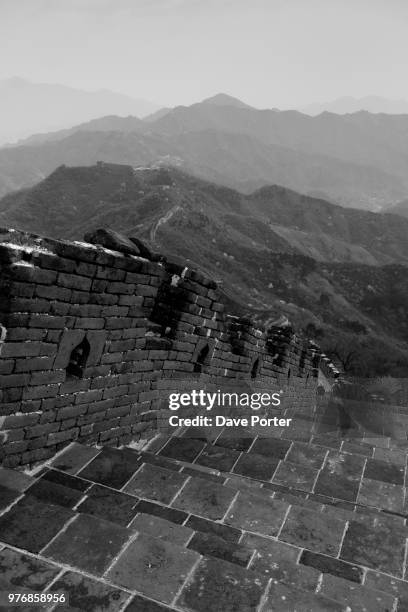 mutianyu valley, great wall of china - mutianyu stock pictures, royalty-free photos & images