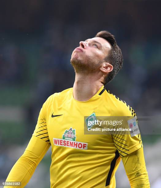 April 2018, Germany, Bremen: Football, German Bundesliga, Werder Bremen vs RB Leipzig at the Weserstadion. Bremen goalie Jiri Pavlenka after the...