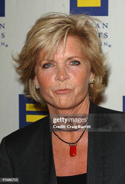 Meredith Baxter arrives at the HRC Los Angeles Dinner And Awards Gala at Hyatt Regency Century Plaza on March 13, 2010 in Century City, California.