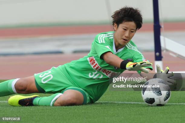 Chika Hirao of Albirex Niigata Ladies in action during the Nadeshiko Cup match between Urawa Red Diamonds Ladies and Albirex Niigata Ladies at Komaba...