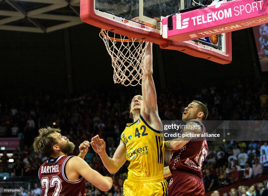 FC Bayern Munich vs ALBA Berlin