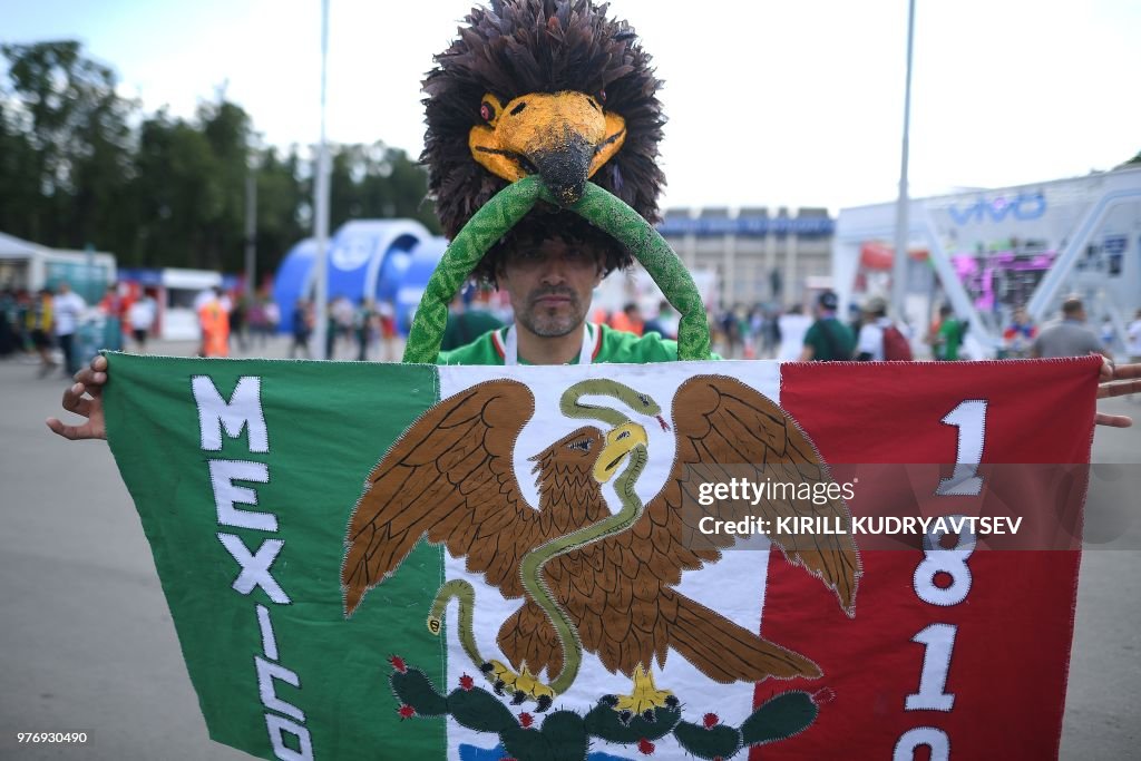 FBL-WC-2018-MATCH11-GER-MEX-FANS
