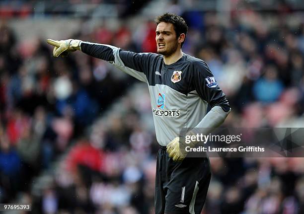 Craig Gordon of Sunderland gestures during the Barclays Premier League match between Sunderland and Manchester City at the Stadium of Light on March...