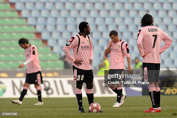 Players of Palermo show their dejection after Floro Flores's second goal during the Serie A match between Udinese Calcio and US Citta di Palermo at...
