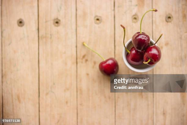 cherries - annfrau stock-fotos und bilder