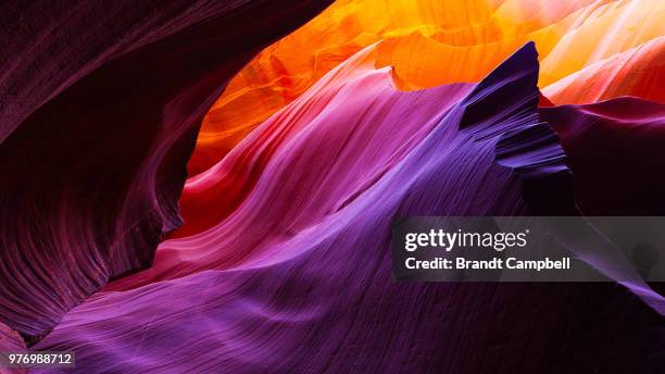 rocks in lower antelope canyon, antelope canyon, arizona, usa - cañón del antílope inferior fotografías e imágenes de stock