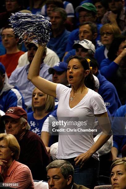 Actress Ashley Judd cheers for the Kentucky Wildcats against the Mississippi State Bulldogs during the final of the SEC Men's Basketball Tournament...