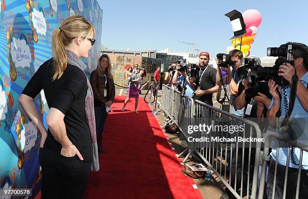 Actress Leslie Bibb attends the Make-A-Wish Foundation's Day of Fun hosted by Kevin & Steffiana James held at Santa Monica Pier on March 14, 2010 in...