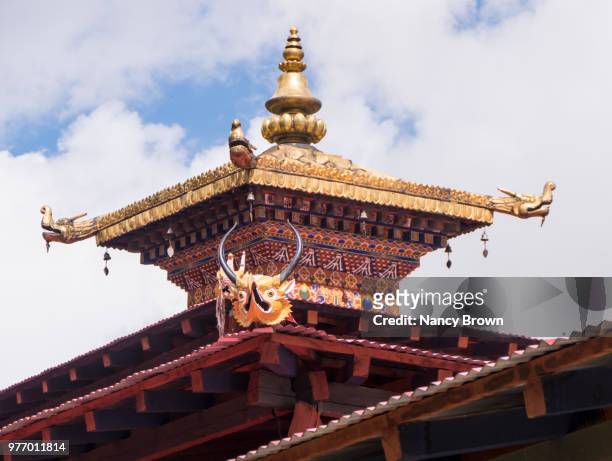 buddhist details in the kyichhu temple in bhutan - paro district fotografías e imágenes de stock
