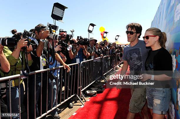 Actors Stephen Moyer and Anna Paquin attend the Make-A-Wish Foundation's Day of Fun hosted by Kevin & Steffiana James held at Santa Monica Pier on...