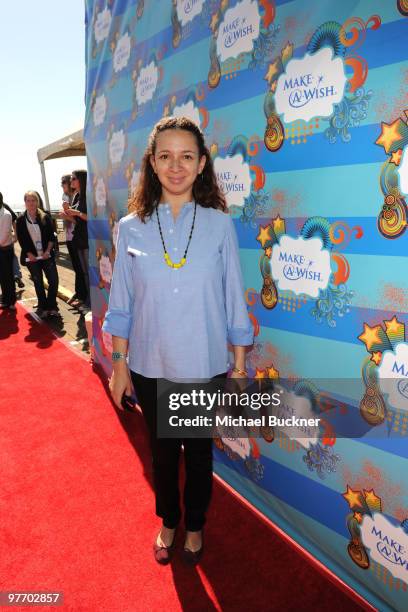 Actress Maya Rudolph attends the Make-A-Wish Foundation's Day of Fun hosted by Kevin & Steffiana James held at Santa Monica Pier on March 14, 2010 in...