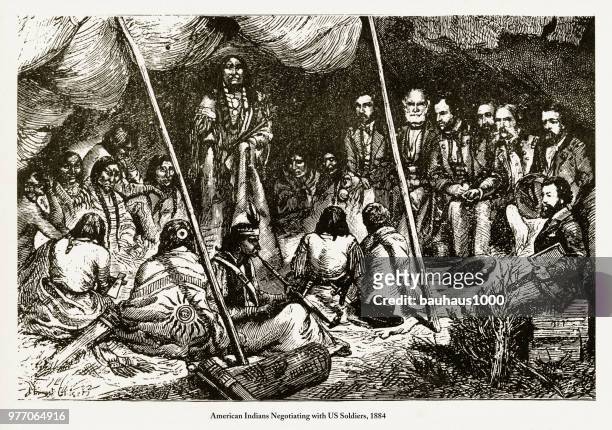 stockillustraties, clipart, cartoons en iconen met onderhandelen met ons soldaten, amerikaanse indianen gravure, 1884 - native americans 1800s