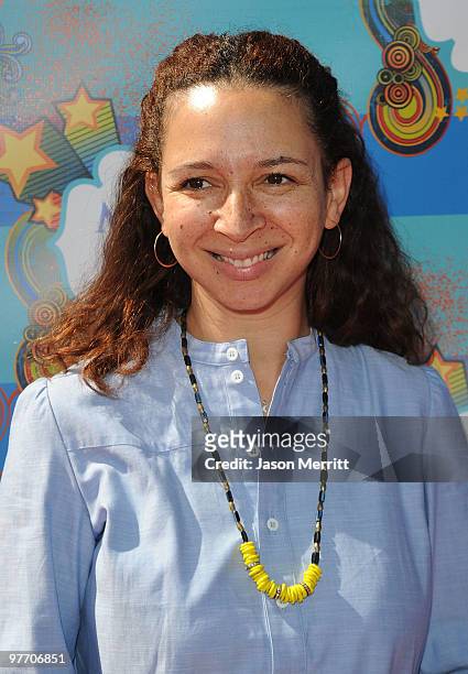 Actress Maya Rudolph arrives at the Make A Wish Foundation event hosted by Kevin and Steffiana James at Santa Monica Pier on March 14, 2010 in Santa...