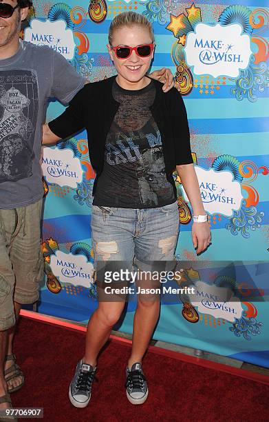 Actress Anna Paquin arrives at the Make A Wish Foundation event hosted by Kevin and Steffiana James at Santa Monica Pier on March 14, 2010 in Santa...