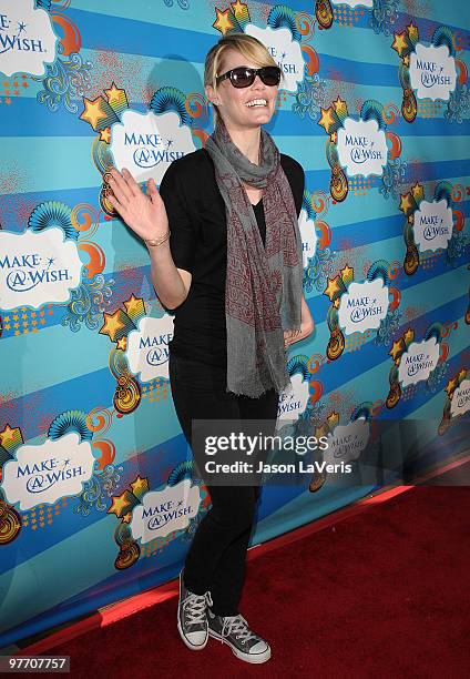 Actress Leslie Bibb attends the Make-A-Wish Foundation event at Santa Monica Pier on March 14, 2010 in Santa Monica, California.