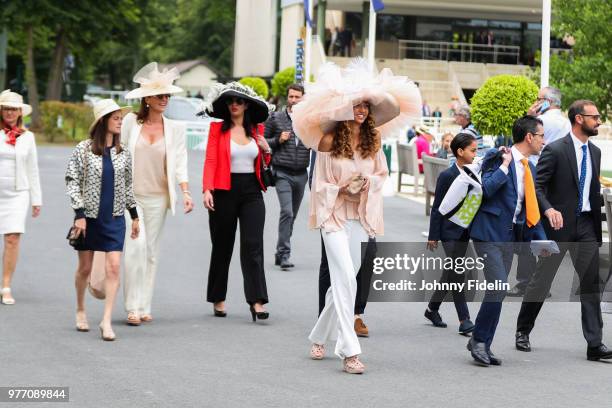 Illustration Extravagant Hats racegoer during the Grand Prix de Diane 2018 at Hippodrome de Chantilly on June 17, 2018 in Chantilly, France.