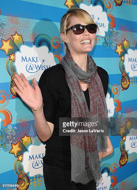 Actress Leslie Bibb attends the Make-A-Wish Foundation event at Santa Monica Pier on March 14, 2010 in Santa Monica, California.