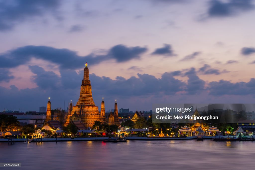 Wat Arun Ratchawararam Ratchawaramahawihan