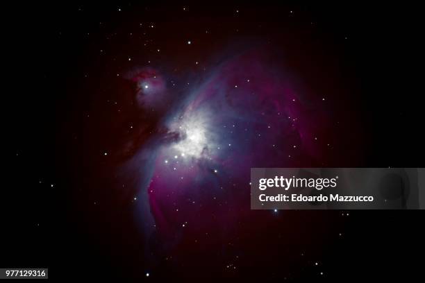 orion nebula - m42 - nebulosa del águila fotografías e imágenes de stock