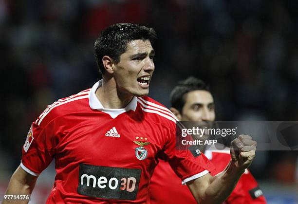 Cardozo Football 1,462 Cardo V Stock Photos, High-Res Pictures, and Images - Getty Images