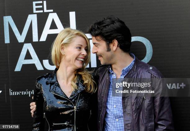 Actress Belen Rueda and actor Eduardo Noriega attend the 'El Mal Ajeno' photocall at Princesa Cinema on March 15, 2010 in Madrid, Spain.