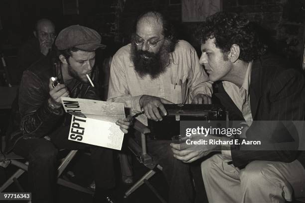 Tom Waits Allen Ginsberg and David Blue talk in a New York bar in 1975