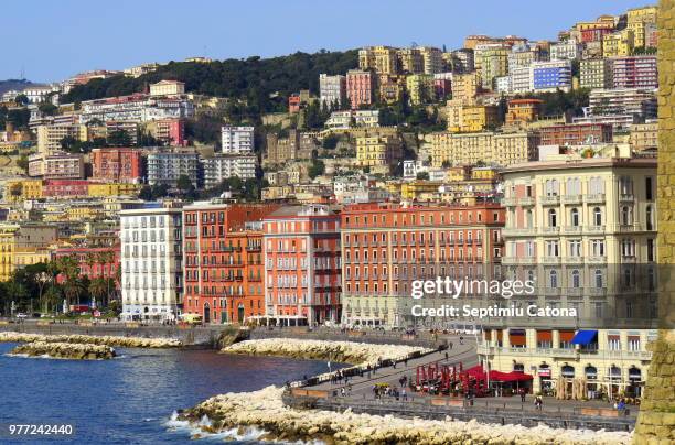 napoli, lungomare caracciolo - caracciolo stock-fotos und bilder