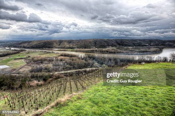 condrieu,france - condrieu stockfoto's en -beelden